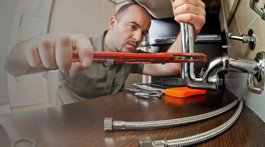 Expert burst pipe repair services in Burton, MI